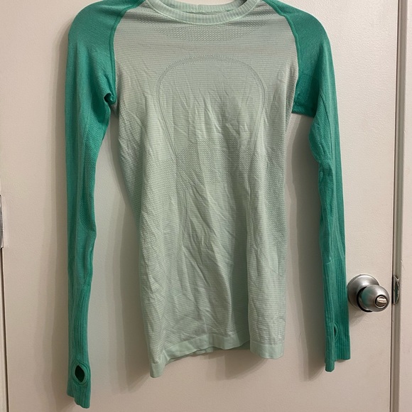 NWOT Lululemon Green Top Size 4 - Picture 3 of 7